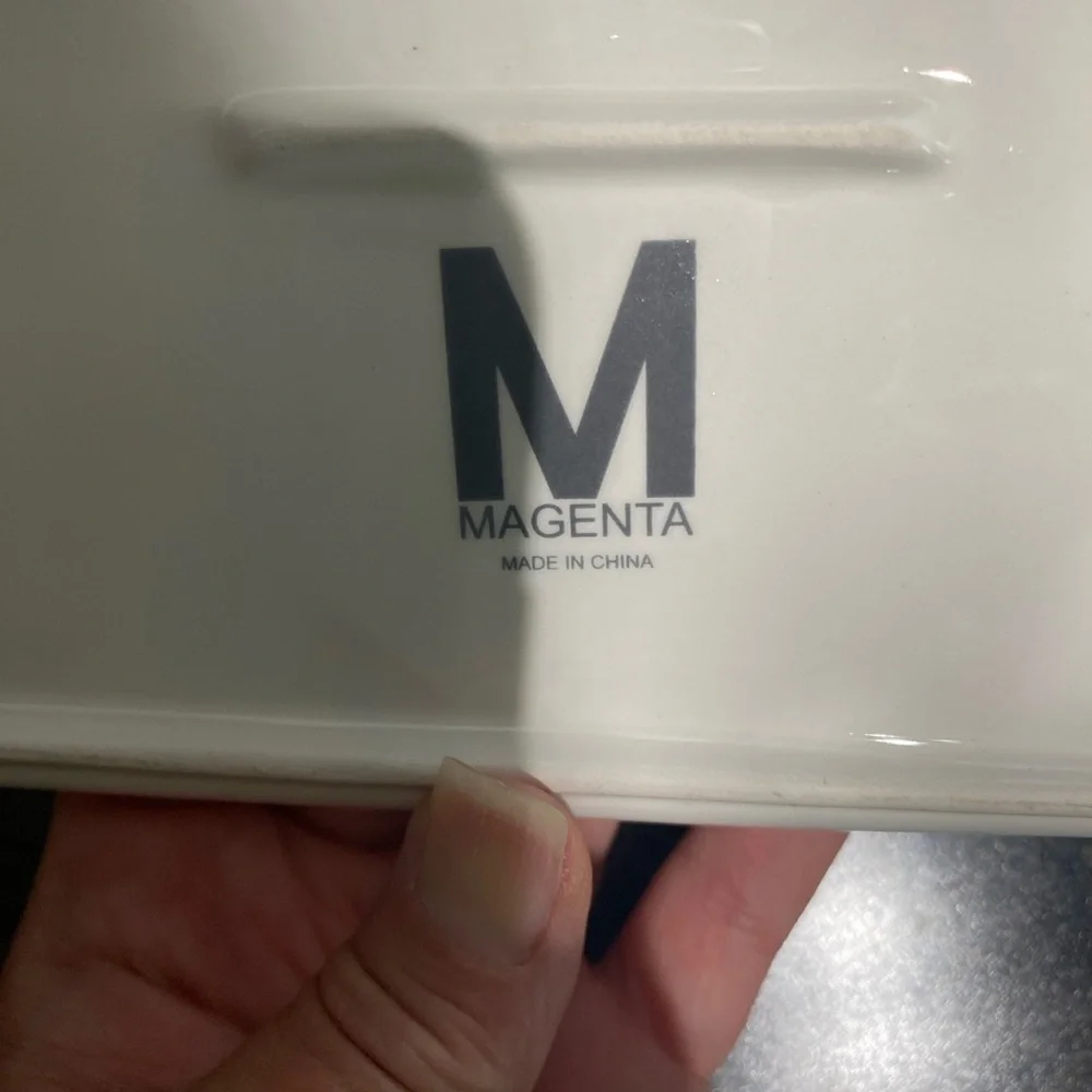 Magenta Ceramic Organizer